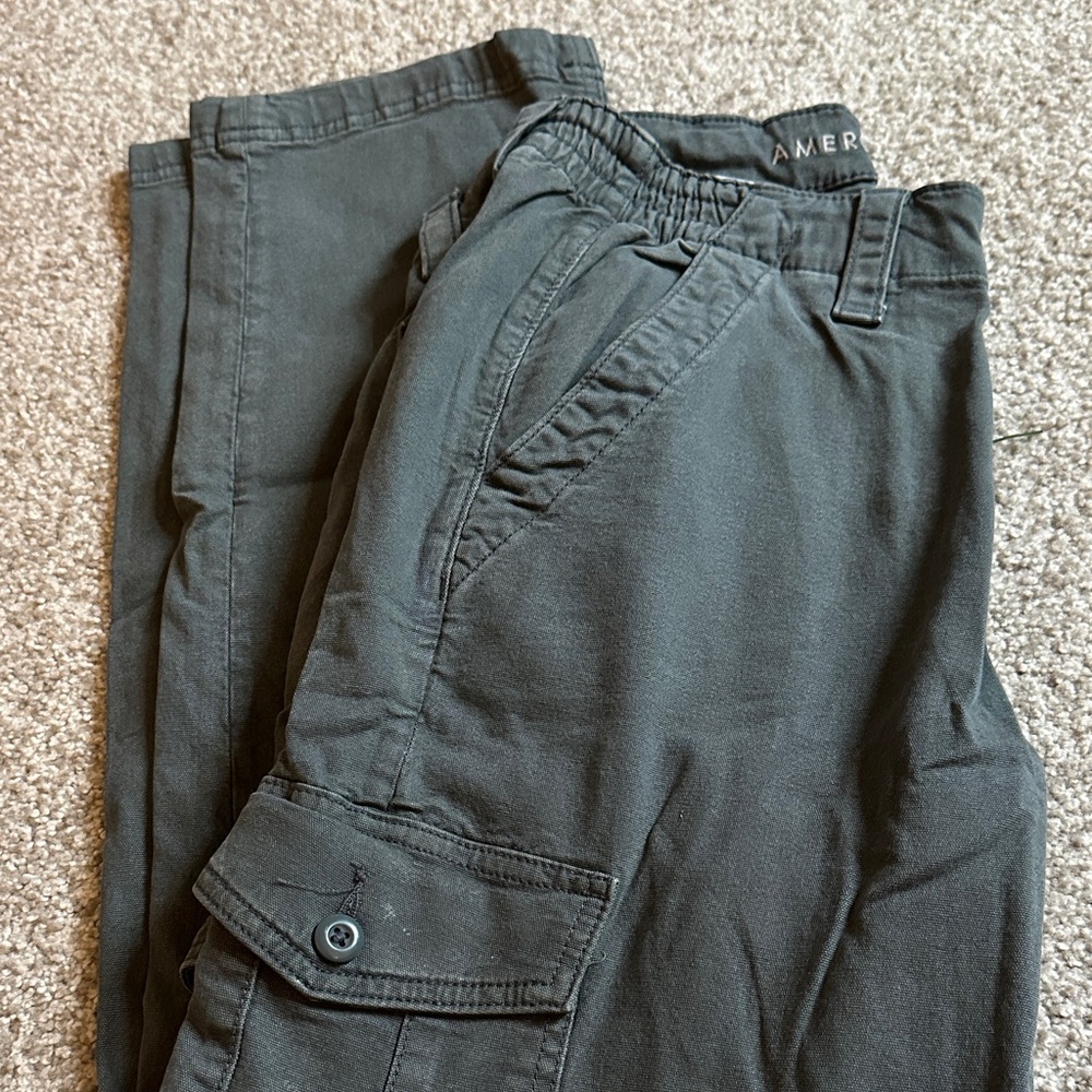 American Eagle Grey Cargo Pants